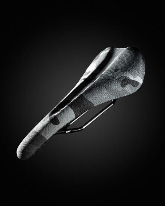 DMR OiOi Saddle — Snow Camo